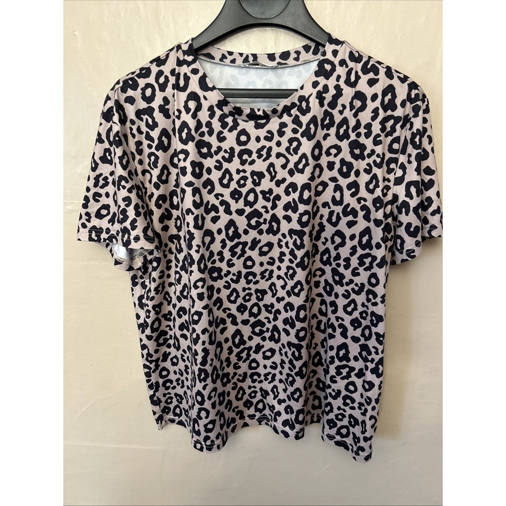 Real‎ Essentials Lot 4 Short Long Sleeve Basic Tops